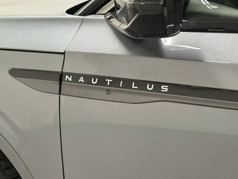 Used 2024 Lincoln Nautilus Black Label w/ Jet Appearance Package (87T) AWD/4WD image 29