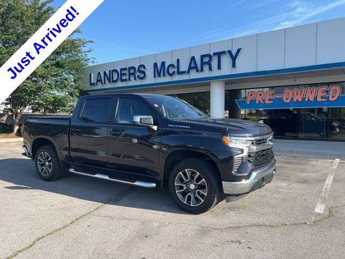 Used 2023 Chevrolet Silverado 1500 LT AWD/4WD image 1