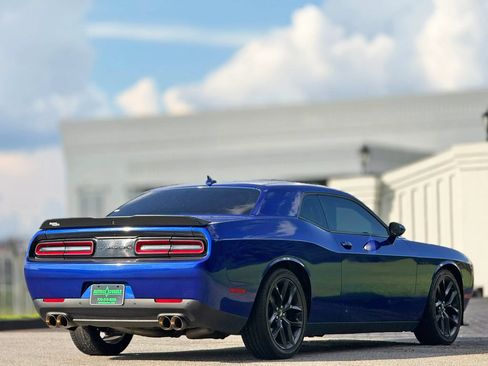 Used 2022 Dodge Challenger R/T w/ Blacktop Package RWD image 12