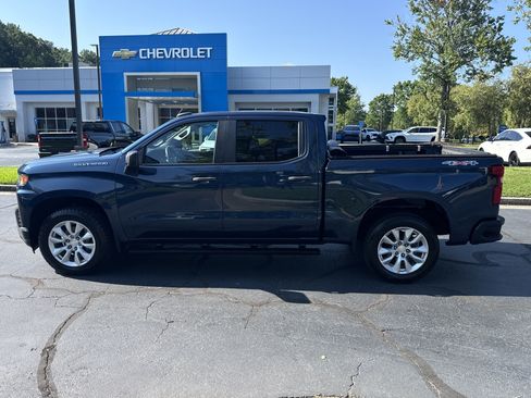 Used 2021 Chevrolet Silverado 1500 Custom AWD/4WD image 8