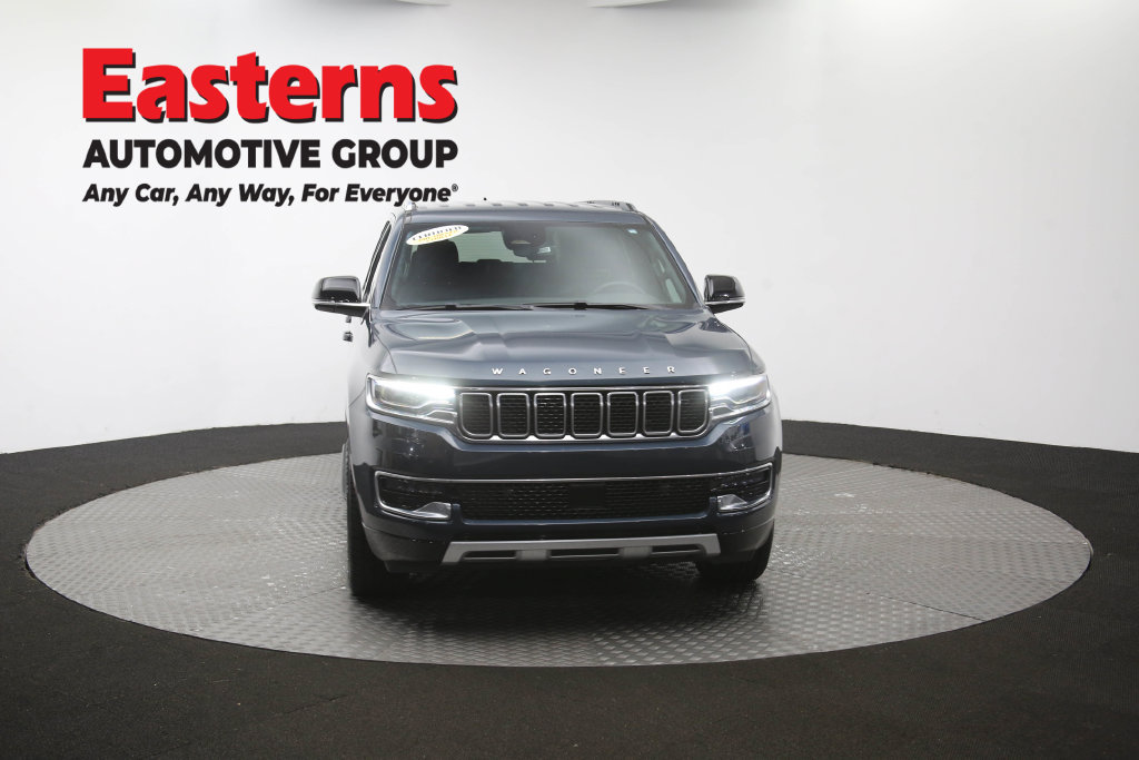 Used 2024 Jeep Wagoneer L Series II w/ Flexible Seating Group RWD image 59