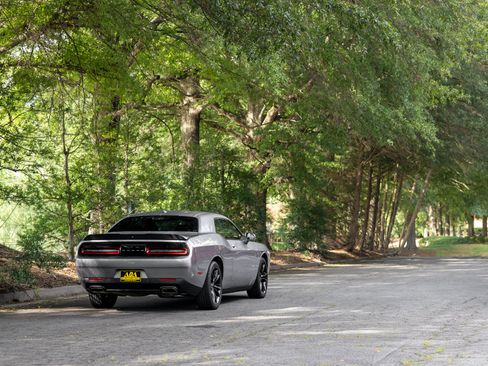 Used 2017 Dodge Challenger SXT Plus RWD image 37