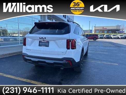 Used 2025 Kia Sorento SX Prestige w/ Olive Brown Leather Package AWD/4WD image 6