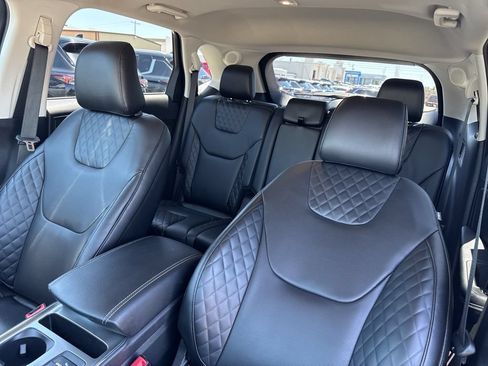 Used 2024 Ford Edge Titanium w/ Equipment Group 301A AWD/4WD image 34