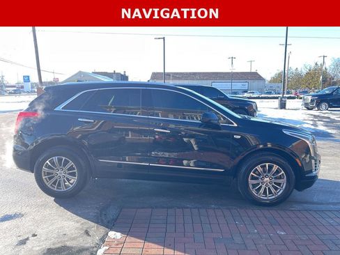 Used 2018 Cadillac XT5 Luxury w/ Driver Awareness Package image 7