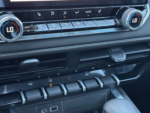 New 2026 Chevrolet Colorado LT image 19