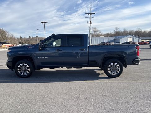 New 2026 Chevrolet Silverado 2500 Custom w/ Custom Value Package image 7