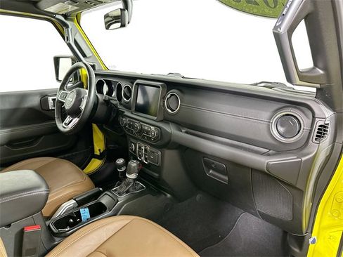 Used 2023 Jeep Wrangler Unlimited Sahara w/ Cold Weather Group image 30