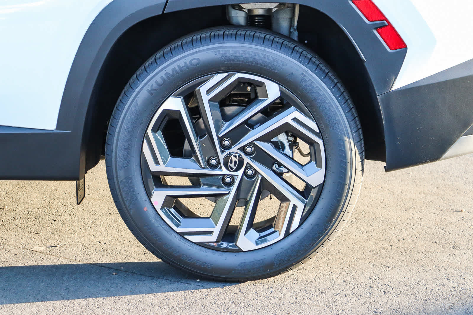 New 2026 Hyundai Tucson SEL Plus FWD image 12