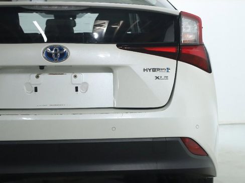 Used 2019 Toyota Prius XLE image 44