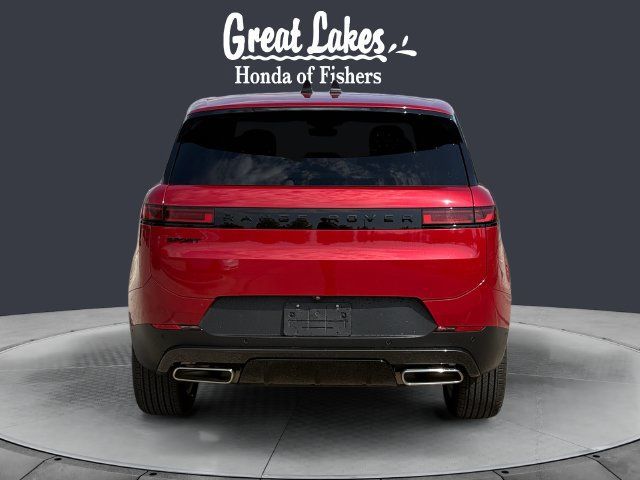 Used 2025 Land Rover Range Rover Sport SE AWD/4WD image 4