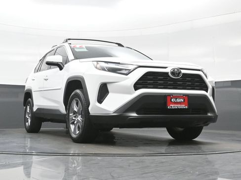 Used 2022 Toyota RAV4 XLE w/ Convenience Package AWD/4WD image 28