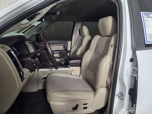 Used 2015 RAM 1500 Laramie w/ Convenience Group RWD image 11