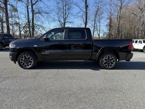 New 2026 RAM 1500 Laramie w/ Sport Appearance Package AWD/4WD image 4