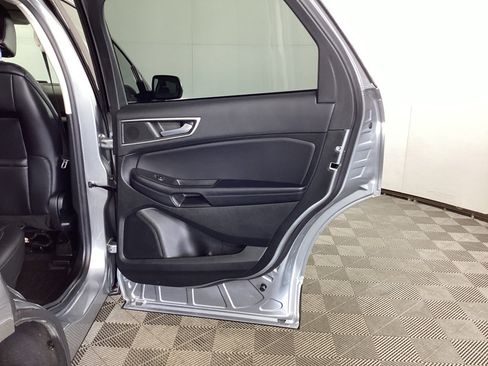 Used 2023 Ford Edge SEL w/ Convenience Package AWD/4WD image 11
