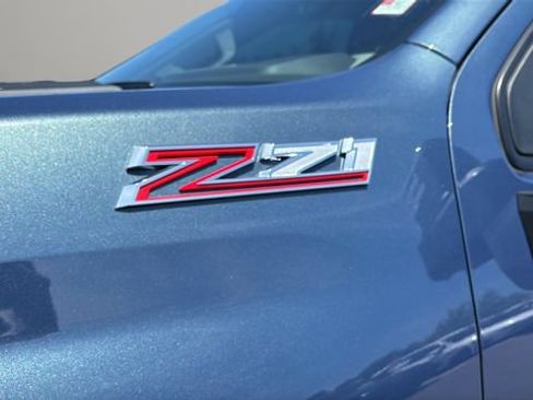 Used 2025 Chevrolet Silverado 2500 LTZ w/ LTZ Premium Package AWD/4WD image 40
