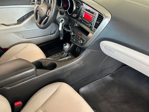 Used 2013 Kia Optima LX image 12