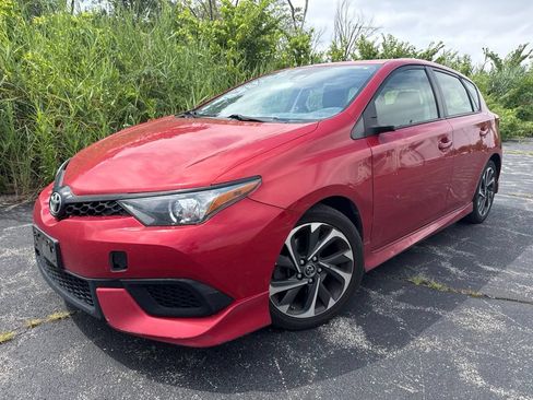Used 2017 Toyota Corolla iM w/ All-Weather Mat Package FWD image 1