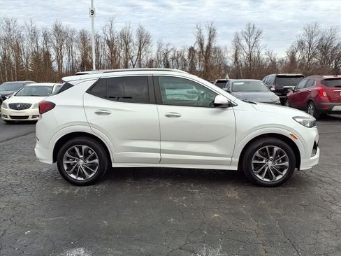 Used 2020 Buick Encore GX Select w/ Sport Touring Package image 2