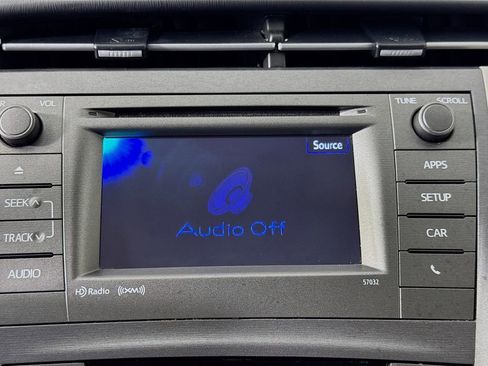 Used 2014 Toyota Prius Three image 17