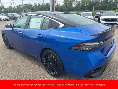 New 2027 Nissan Sentra SR w/ SR Premium Package FWD image 5