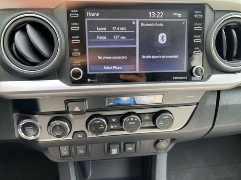 Used 2023 Toyota Tacoma SR5 w/ Technology Package AWD/4WD image 29