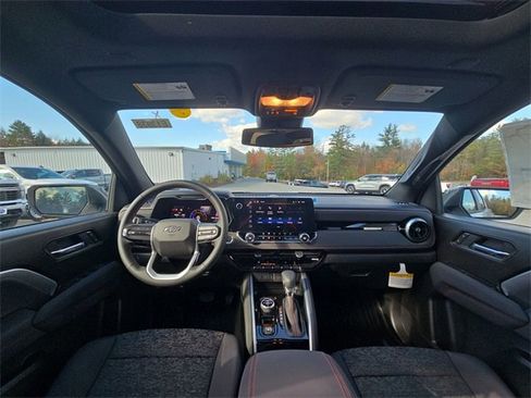 New 2025 Chevrolet Colorado Z71 w/ Technology Package image 21