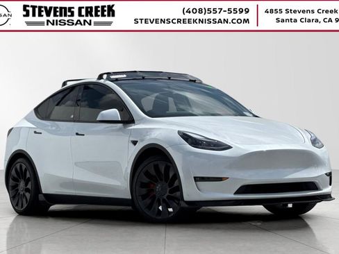Used 2023 Tesla Model Y Performance AWD/4WD image 1