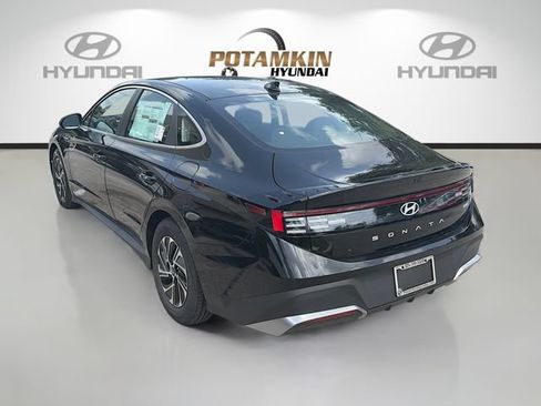 New 2026 Hyundai Sonata Blue FWD image 7