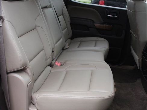 Used 2016 GMC Sierra 2500 SLT w/ Driver Alert Package AWD/4WD image 18