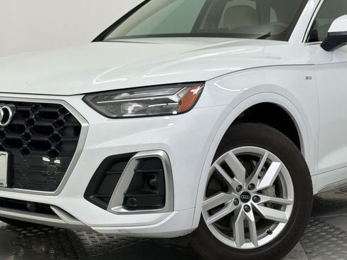 Used 2022 Audi Q5 2.0T Premium w/ Convenience Package AWD/4WD image 11