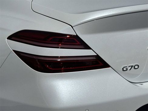 New 2026 Genesis G70 2.5T Prestige image 19