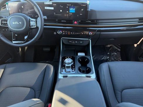 New 2026 Kia Carnival SX Prestige image 10