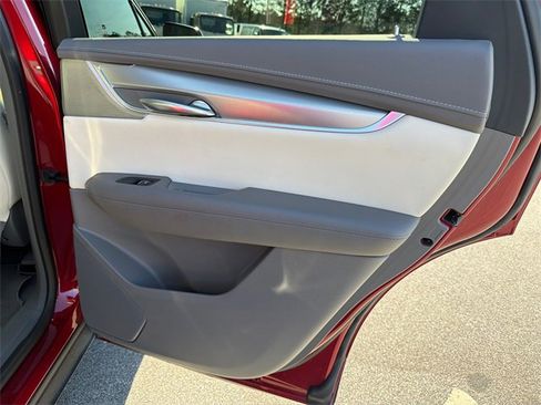 Certified 2023 Cadillac XT5 Premium Luxury w/ Technology Package image 16