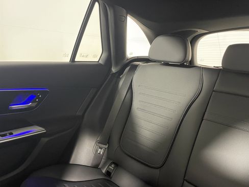 New 2026 Mercedes-Benz GLC 300 4MATIC image 13