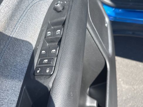 Used 2024 Jeep Compass Latitude w/ Sun and Sound Group image 11