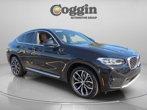 Used 2022 BMW X4 xDrive30i w/ Parking Assistance Package image 8