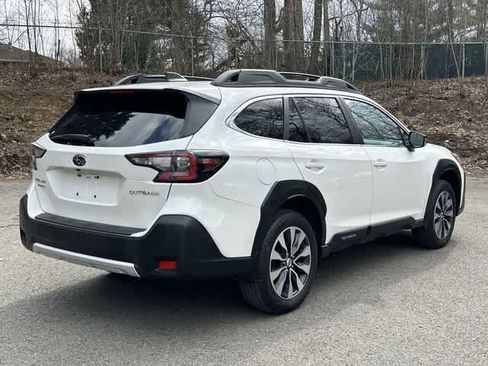 Used 2023 Subaru Outback Limited image 24