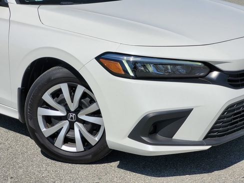 Used 2024 Honda Civic LX image 9