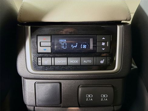 Used 2022 Subaru Ascent Limited w/ Technology Package AWD/4WD image 27