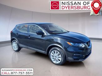 Used 2022 Nissan Rogue Sport S image 1