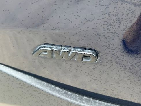 Used 2022 Toyota RAV4 XLE w/ Convenience Package image 16