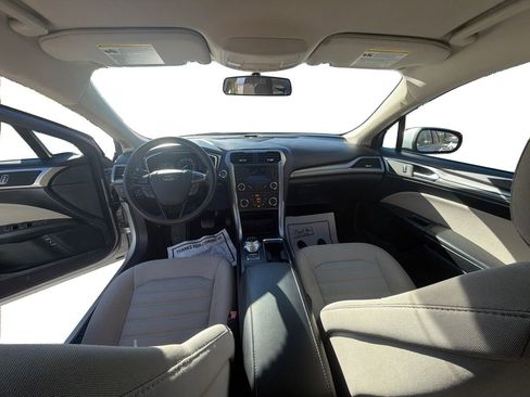 Used 2018 Ford Fusion S image 14