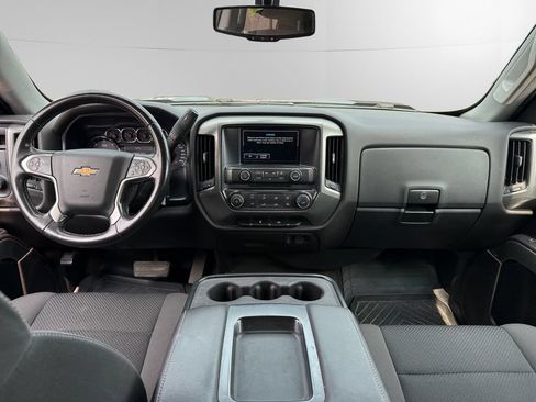 Used 2018 Chevrolet Silverado 1500 LT AWD/4WD image 10