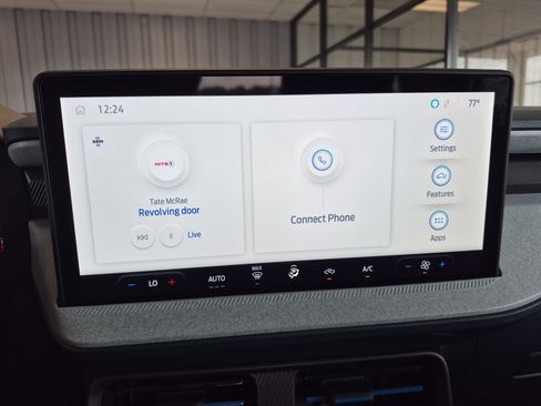 New 2025 Ford Maverick XLT image 30