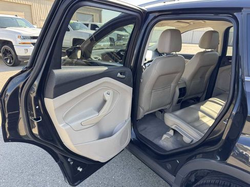 Used 2014 Ford Escape Titanium w/ Equipment Group 401A image 23