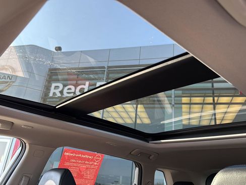 Used 2023 Nissan Rogue SL image 20