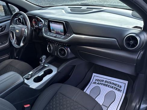 Used 2019 Chevrolet Blazer LT image 28
