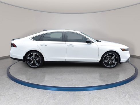 Certified 2024 Honda Accord Sport image 6