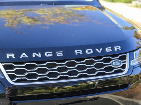 Used 2020 Land Rover Range Rover Evoque S image 11